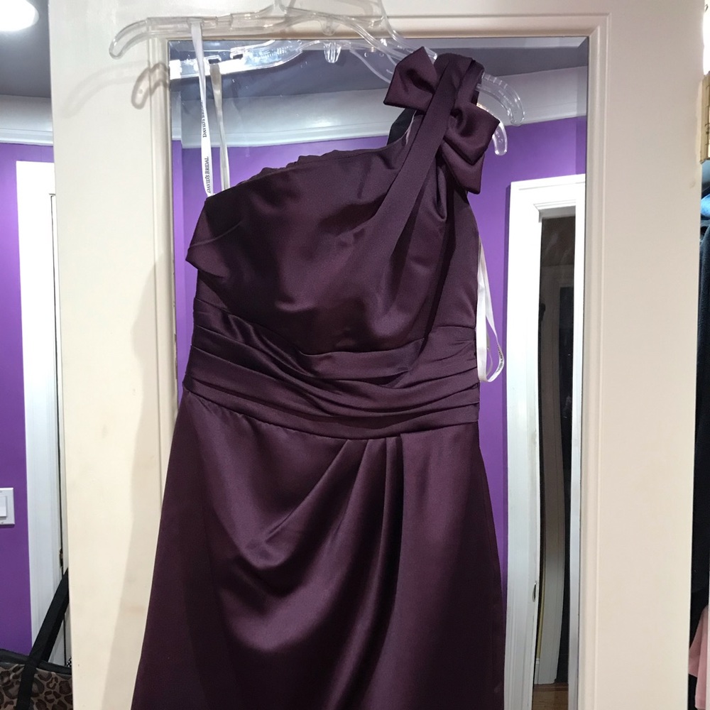 One shoulder dress
